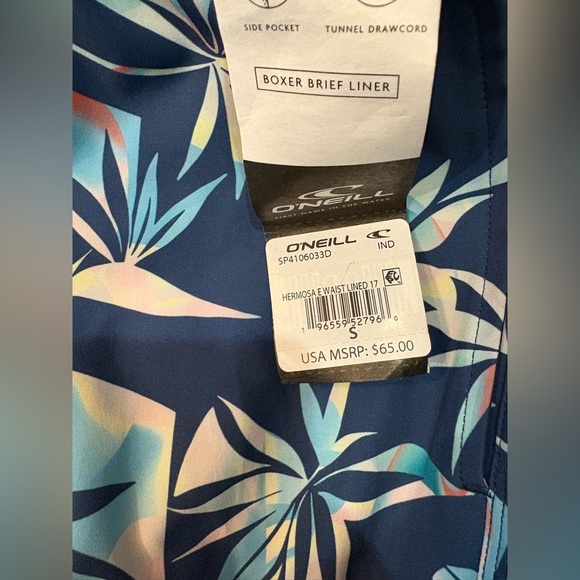 Men’s O’Neil Hyperdry Swim Trunks. 17” outseam. - Picture 2 of 6